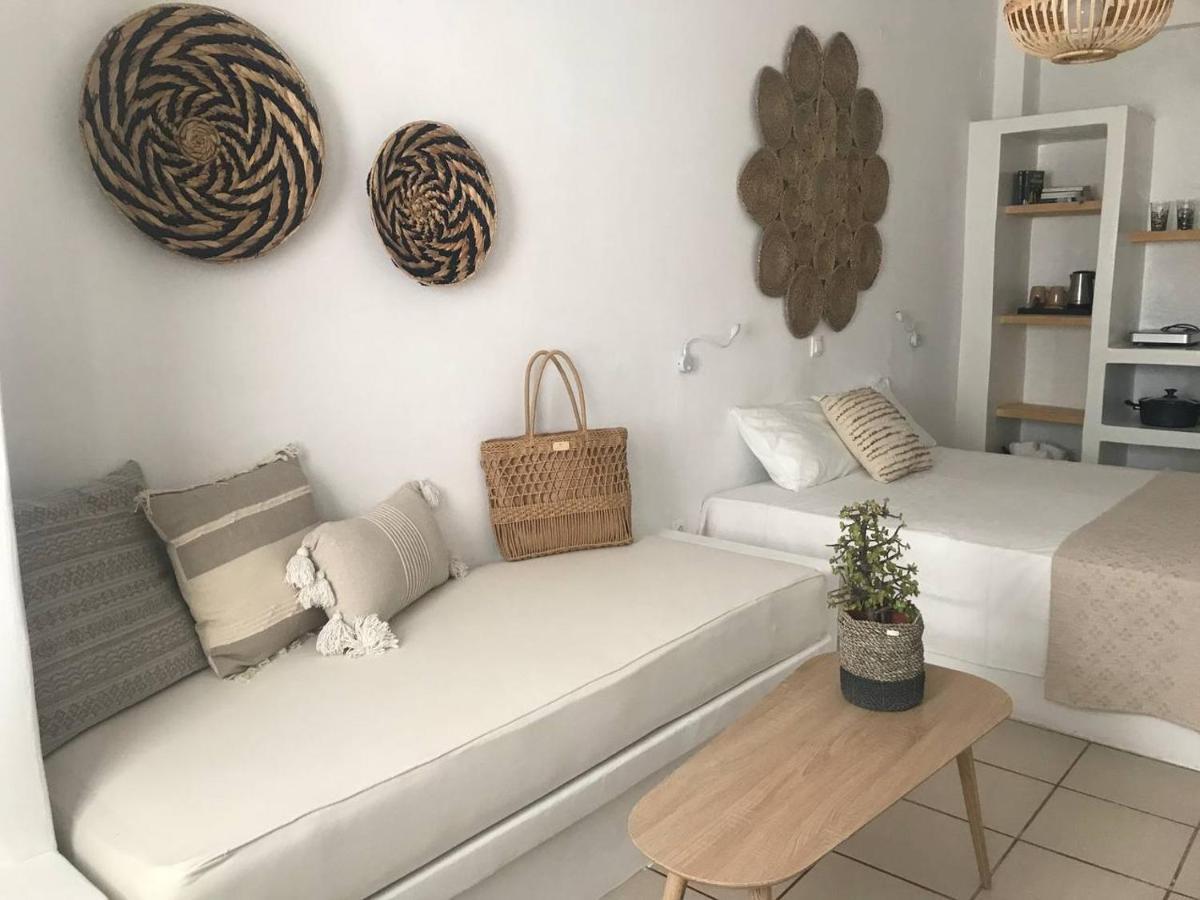 Morpheus Rooms Kini Exteriör bild
