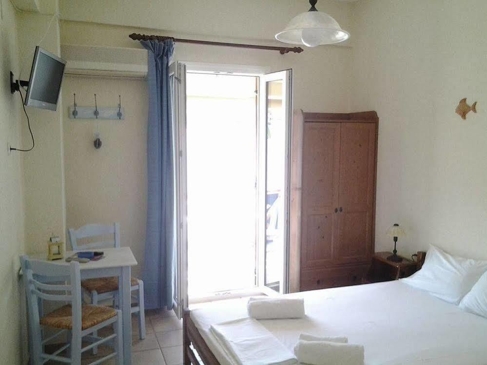 Morpheus Rooms Kini Exteriör bild